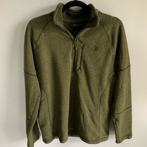Like New The North Face 1/4 zip